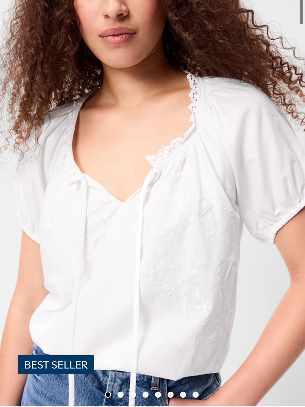 NWT Old Navy Bubble Hem Top in White Lillies